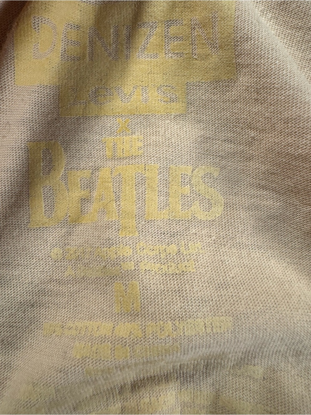 The Beatles Denizen by Levi’s Distressed Band Shirt Womens Size  M  Peach Pink - Picture 2 of 5